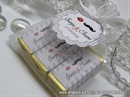 wedding chocolate bars with personalized wrappers